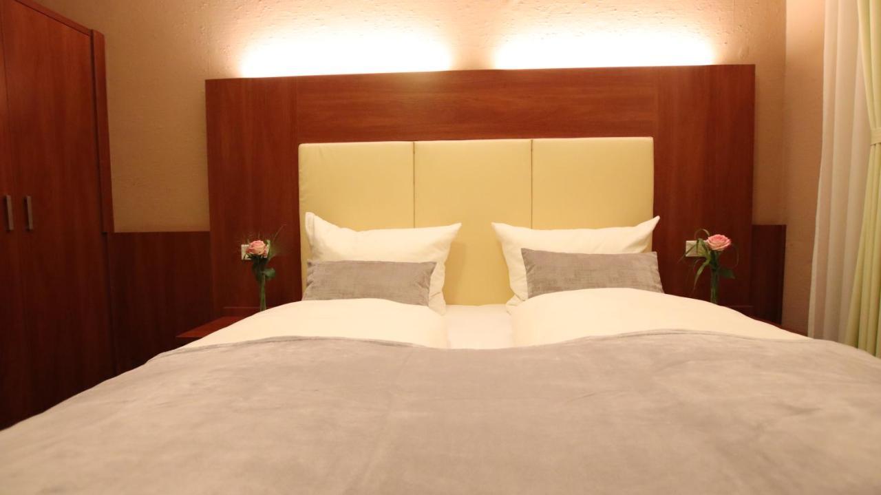 Hotel Wahlster Saarbruecken Ngoại thất bức ảnh