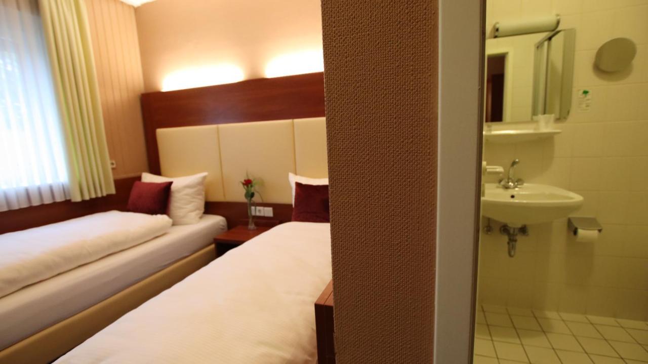 Hotel Wahlster Saarbruecken Ngoại thất bức ảnh