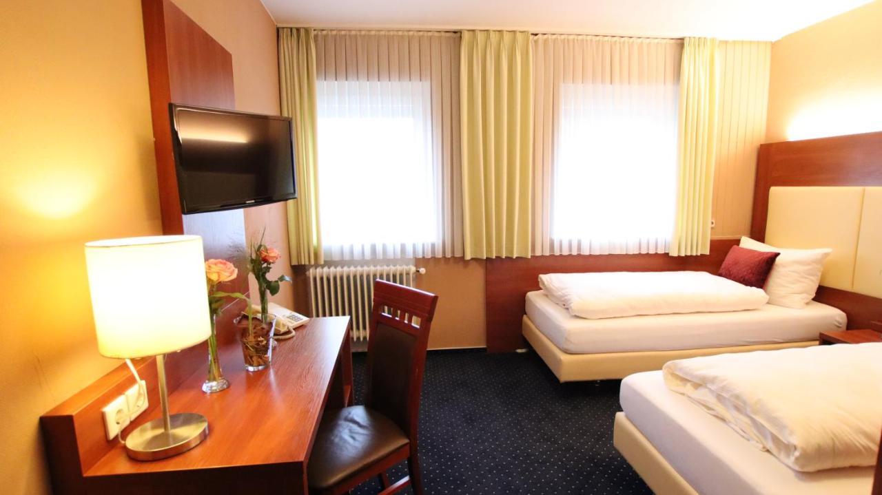 Hotel Wahlster Saarbruecken Ngoại thất bức ảnh